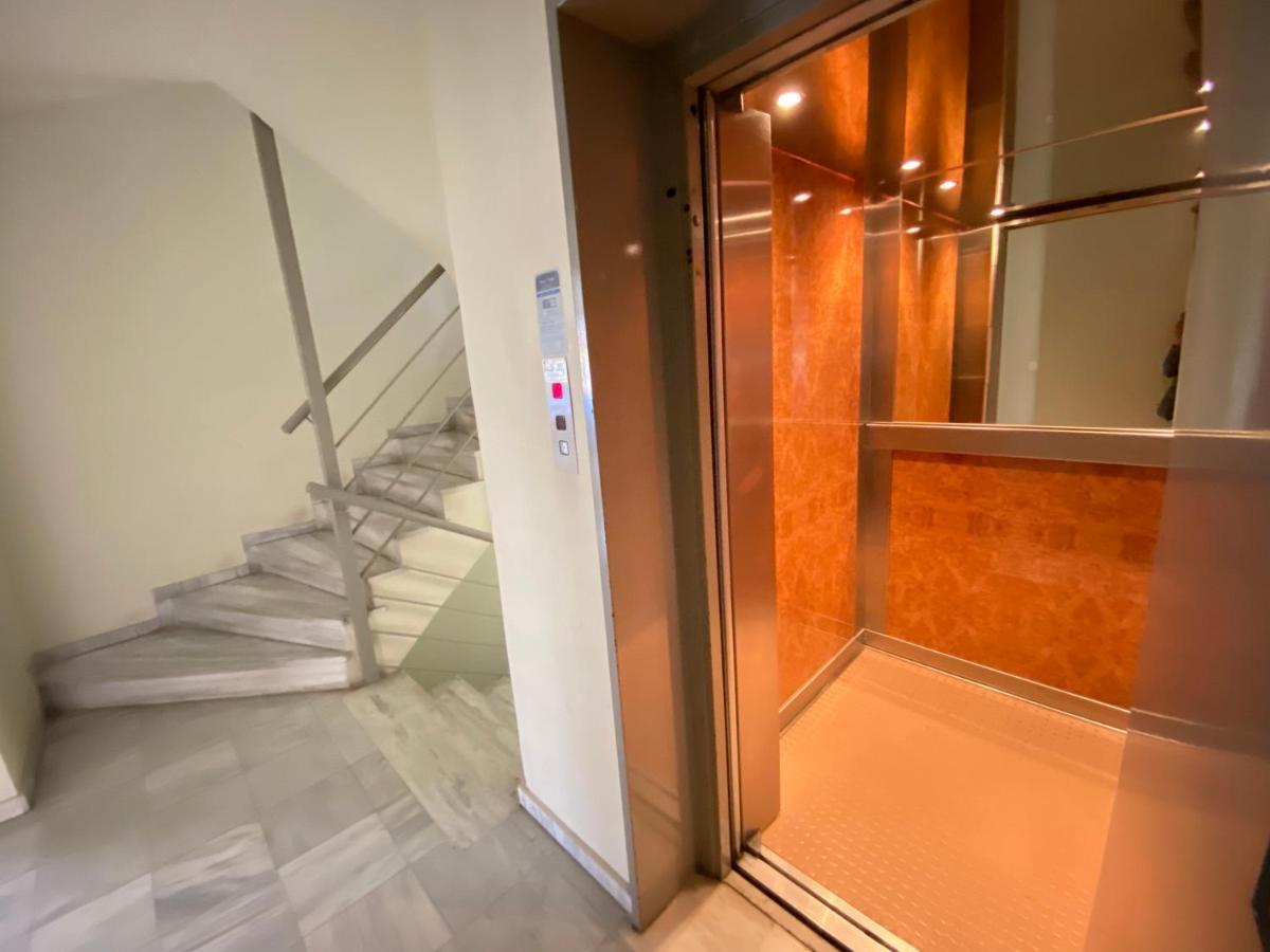 Apartament Ano Patisia Luxury *